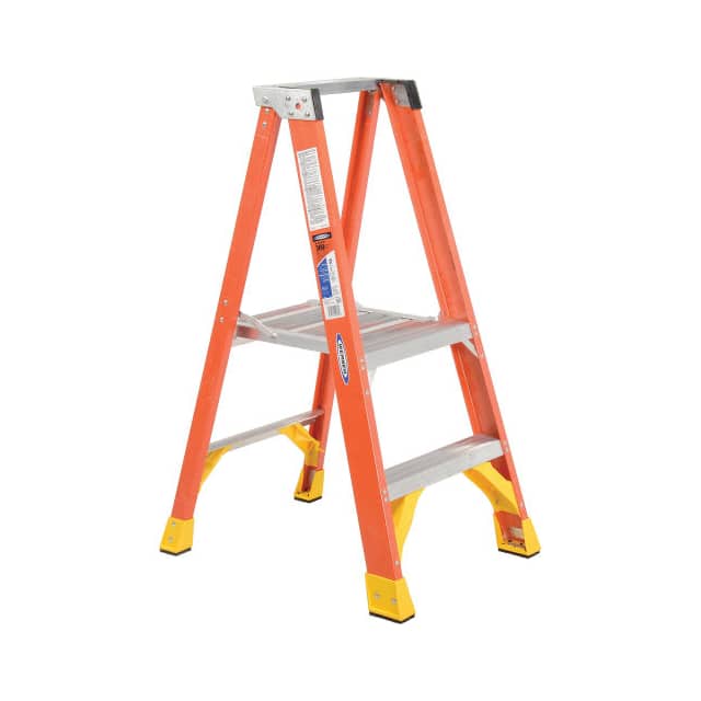 4' FIBERGLASS PLATFORM STEP LADD